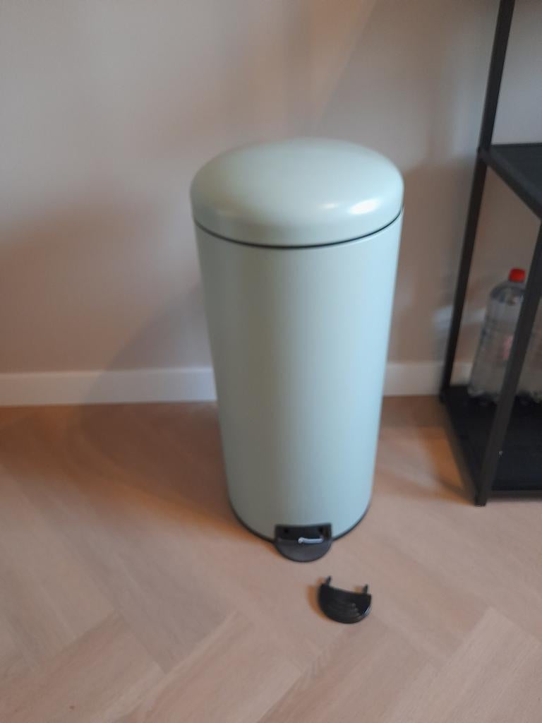 Gratis Prullenbak, Ophalen, Gebruikt, 40 liter of meer, Metaal