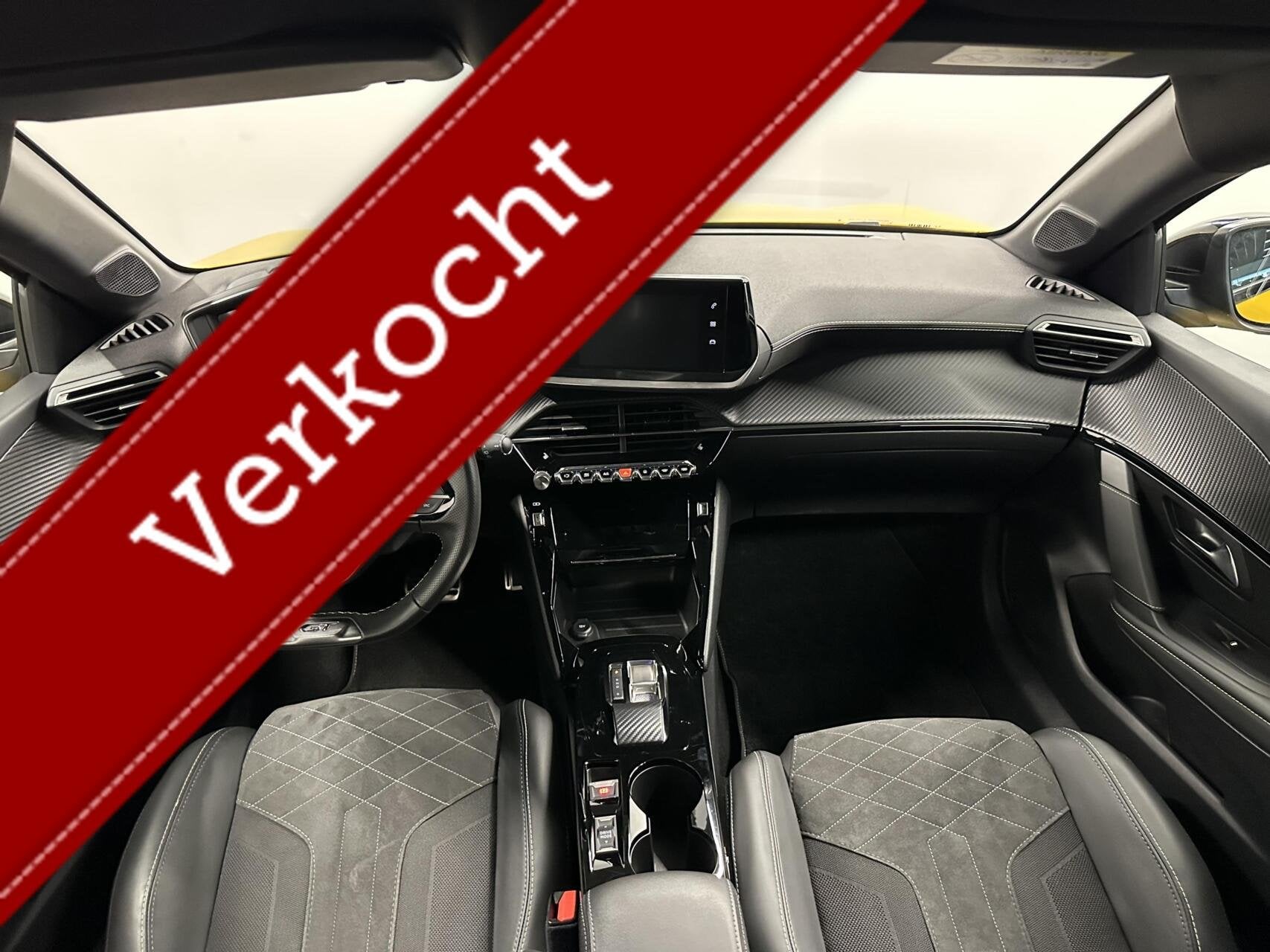 Peugeot e-208 EV GT 350 50 kWh NAVI CARPLAY 13000 KM SOH 100, Auto's, 136 pk, Gebruikt, Zwart, Geel