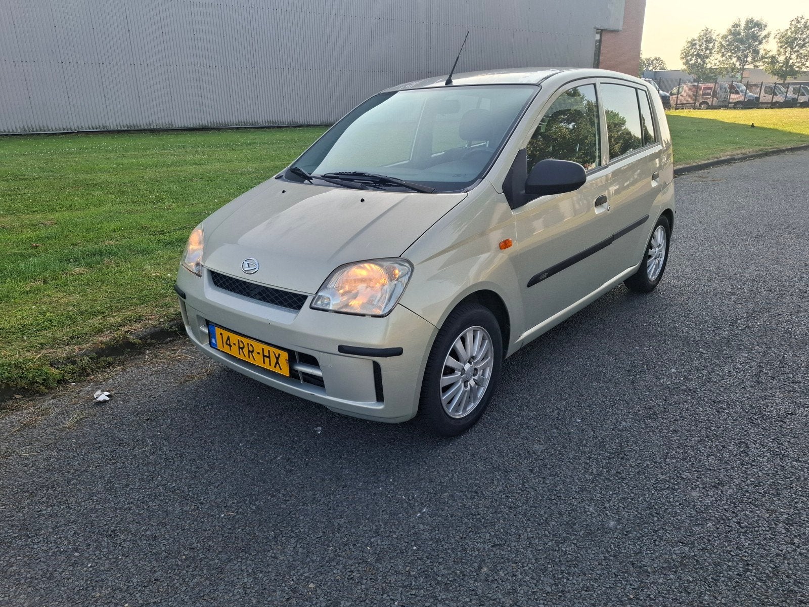 Daihatsu Cuore 1.0 5D 2005 Beige, Auto's, Daihatsu, Particulier, Cuore, Benzine, A, Hatchback, Handgeschakeld, Origineel Nederlands