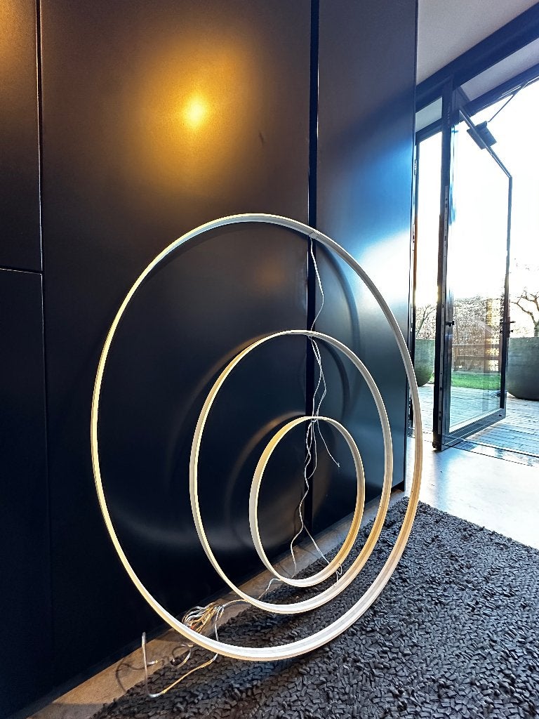 Zavaluce Zava Rings Zava High-end led lichtringen Zava Luce, Waterstad 23, High-end Furniture, Zo goed als nieuw, Metaal