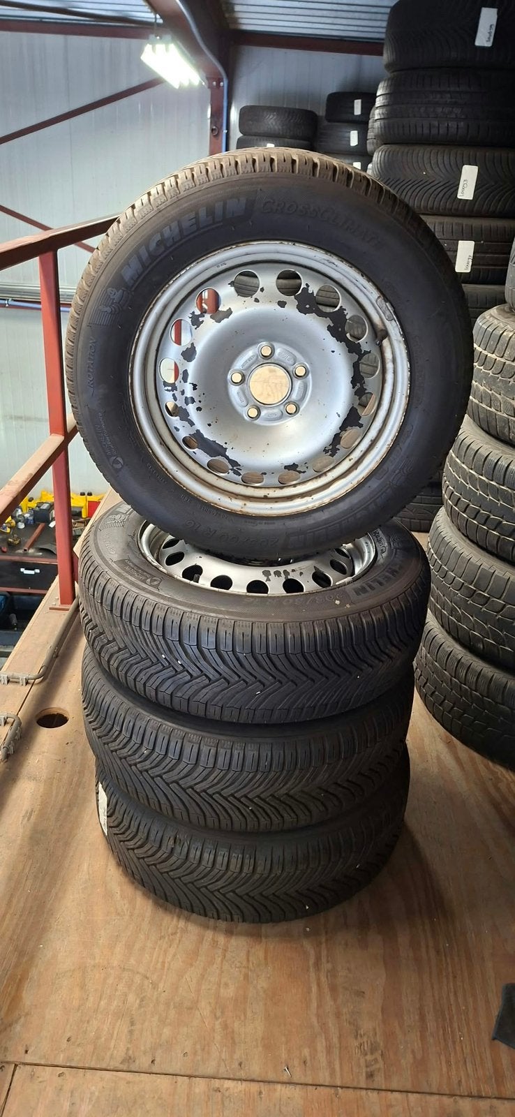 FORD TRANSIT CONNECT WINTERSET, Ophalen, 16 inch, Band(en), 205 mm