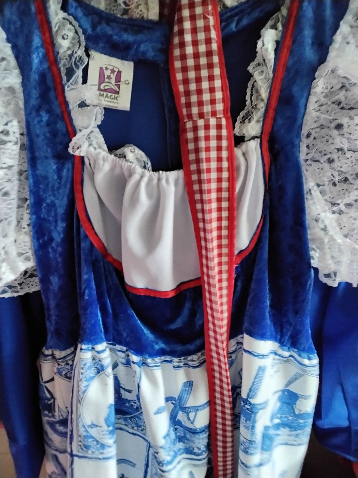 Hollandse kleding, Ophalen, Zo goed als nieuw, Overige thema's, Kleding