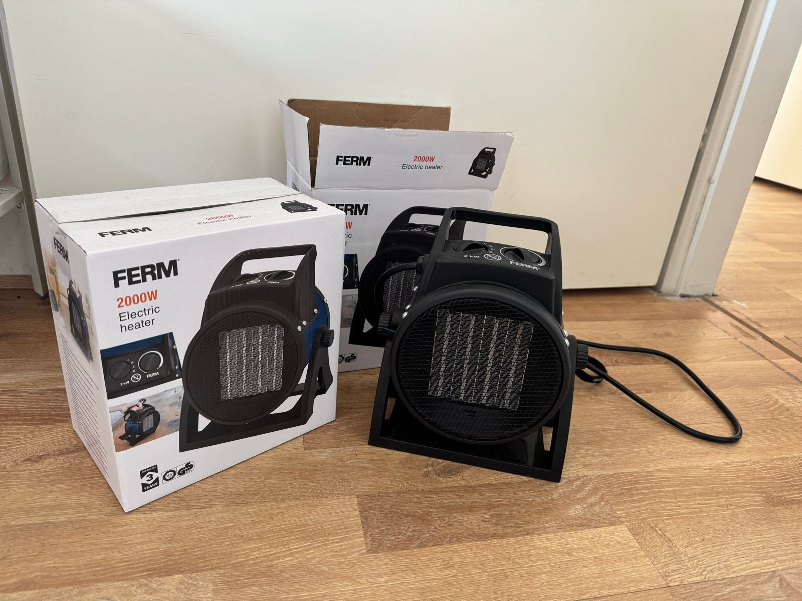 2x FERM 2000W Elektrische Kachel - Nieuw en Z.G.A.N., Ophalen, 30 tot 80 cm, Minder dan 60 cm, 800 watt of meer