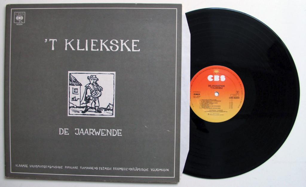 'T Kliekske De Jaarwende 16 nrs LP 1977 zeer mooie staat, Cd's en Dvd's, Vinyl | Overige Vinyl, Inclusief binnenhoes, Ophalen of Verzenden