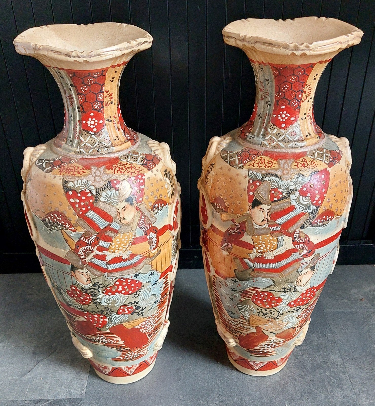 Prachtig paar antieke Japanse Satsuma vazen, Antiek en Kunst, Antiek | Vazen, Ophalen