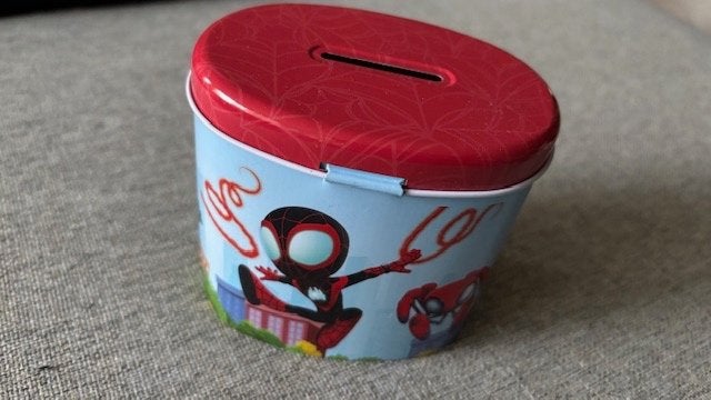 Spaarpot Spiderman 9 cm hoog nieuw, Ophalen of Verzenden, Nieuw, Metaal of Blik, Dier