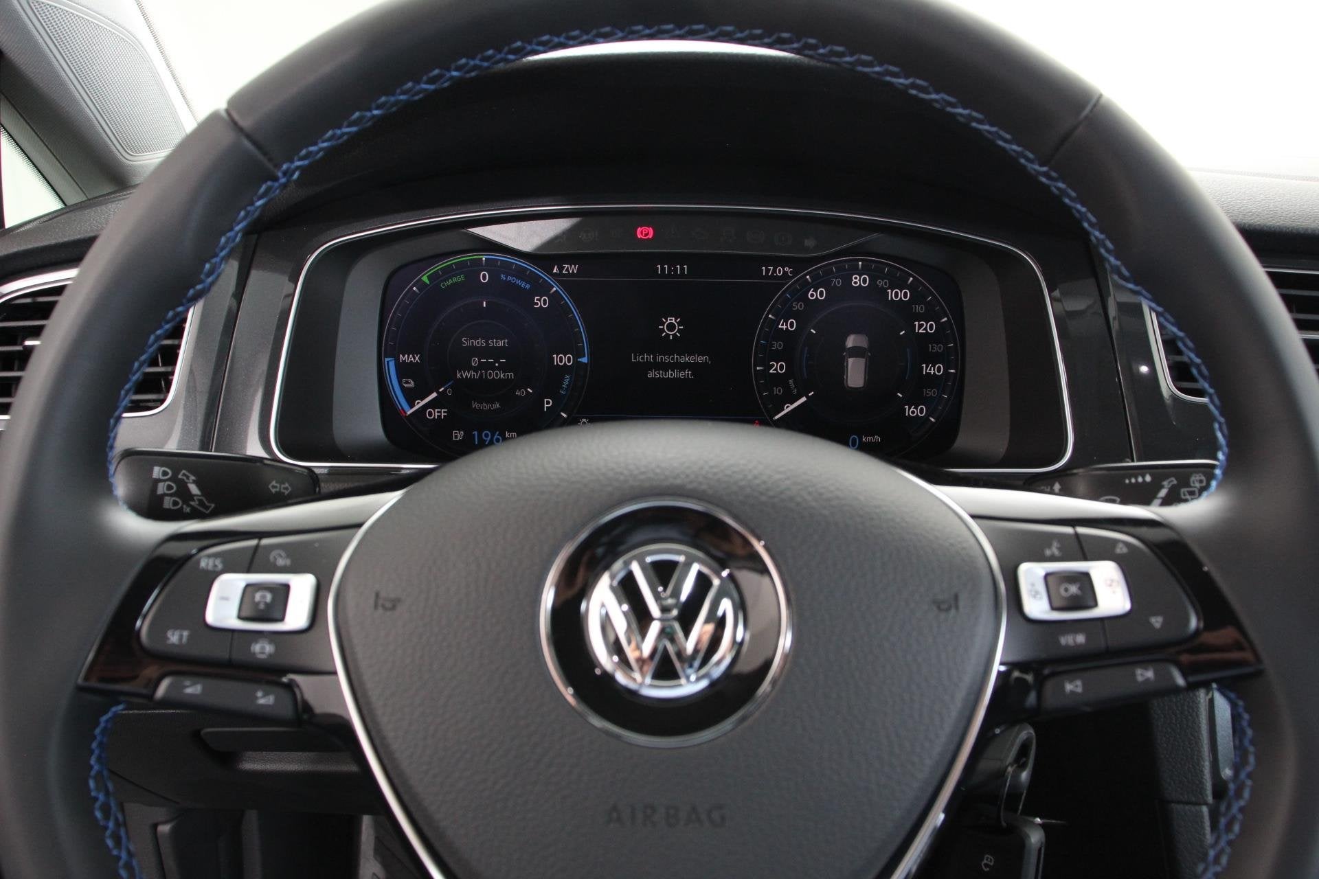 Volkswagen e-Golf Edition Automaat SOH 89% Navigatie Digital, Gebruikt, Zwart, 231 km, Golf