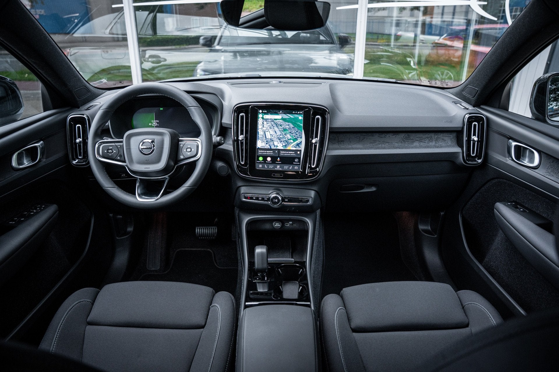 Volvo XC40 Single Motor Essential 69 kWh|Elec Trekhaak|96% S, Auto's, Volvo, Gebruikt, Zwart, 420 min, https://media-marktplaats.export.dv.nl/23028009094/state-of-health-certificate.pdf