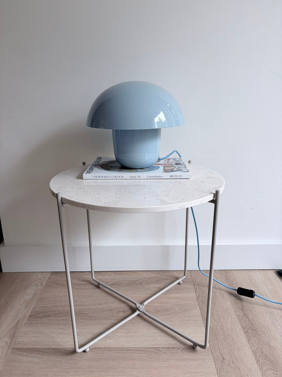 Bijzettafel met marmeren blad, Ophalen, Rond, Minder dan 55 cm, 45 tot 60 cm