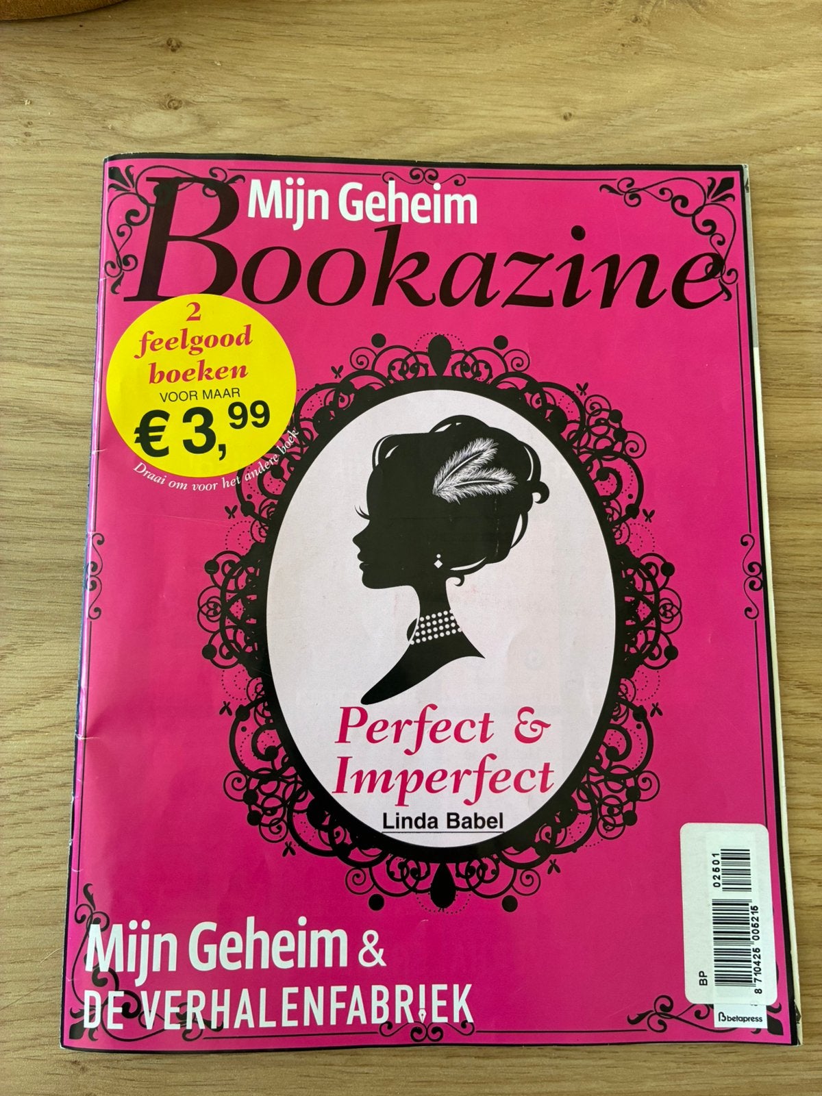 3x bookazine, 6 verhalen, feelgood, Boeken, Ophalen, Gelezen