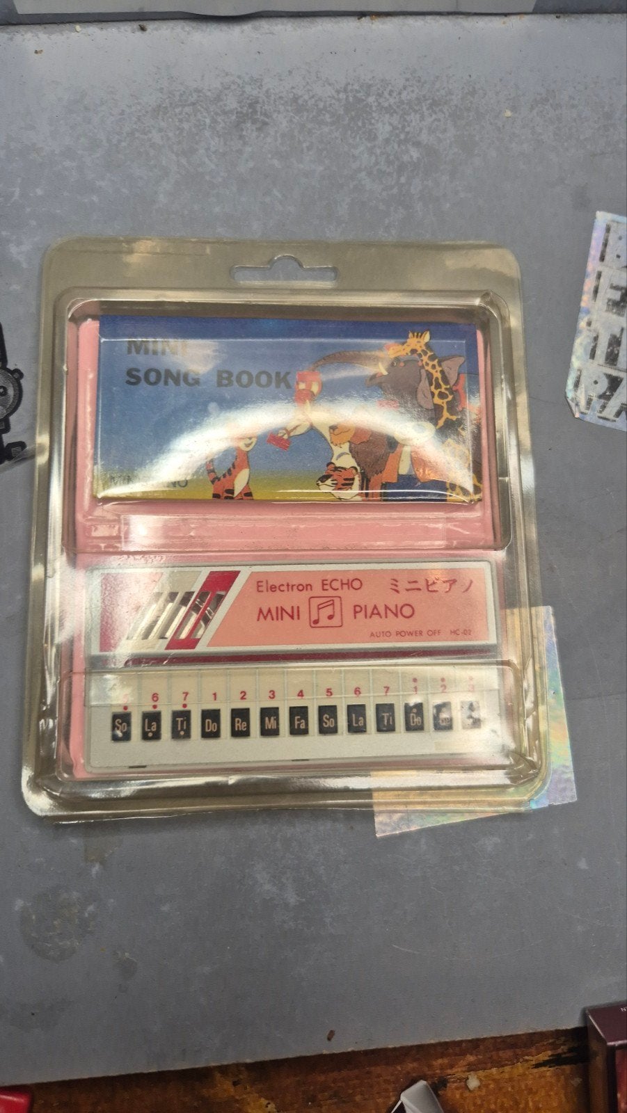 Werkend Vintage Mini Piano met Song Book, Ophalen of Verzenden