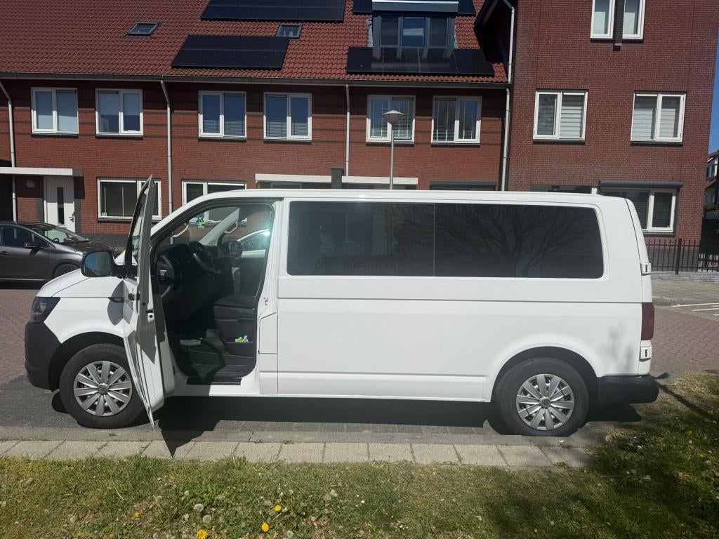 Volkswagen Transporter CC 2.0 TDI 84pk L2h1 Euro 6, Voorwielaandrijving, 4 cilinders, Volkswagen, Wit