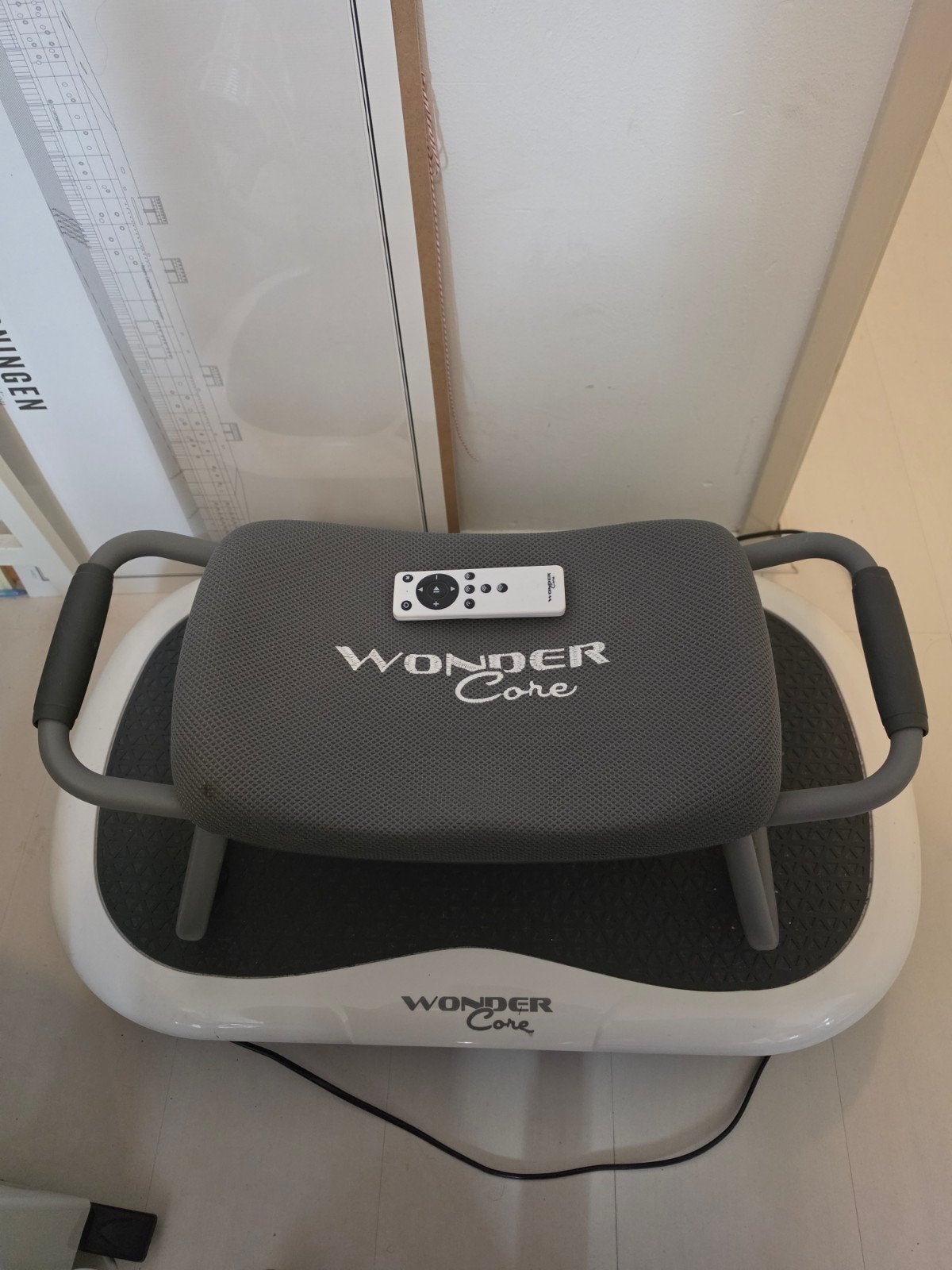 Wonder Core Rock N Fit Trilplaat met zitje, Ophalen, Kunststof, Trilplaat, Benen