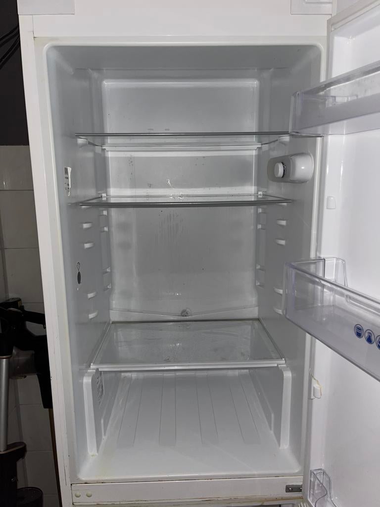 GRATIS!! Whirpool koelkast, Ophalen, Gebruikt, 160 cm of meer, Energieklasse A of zuiniger