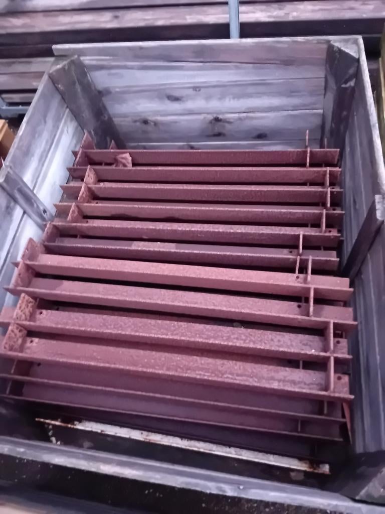 Ijzeren hoekprofielen., Doe-het-zelf en Verbouw, Metalen, Ophalen, Gebruikt, IJzer