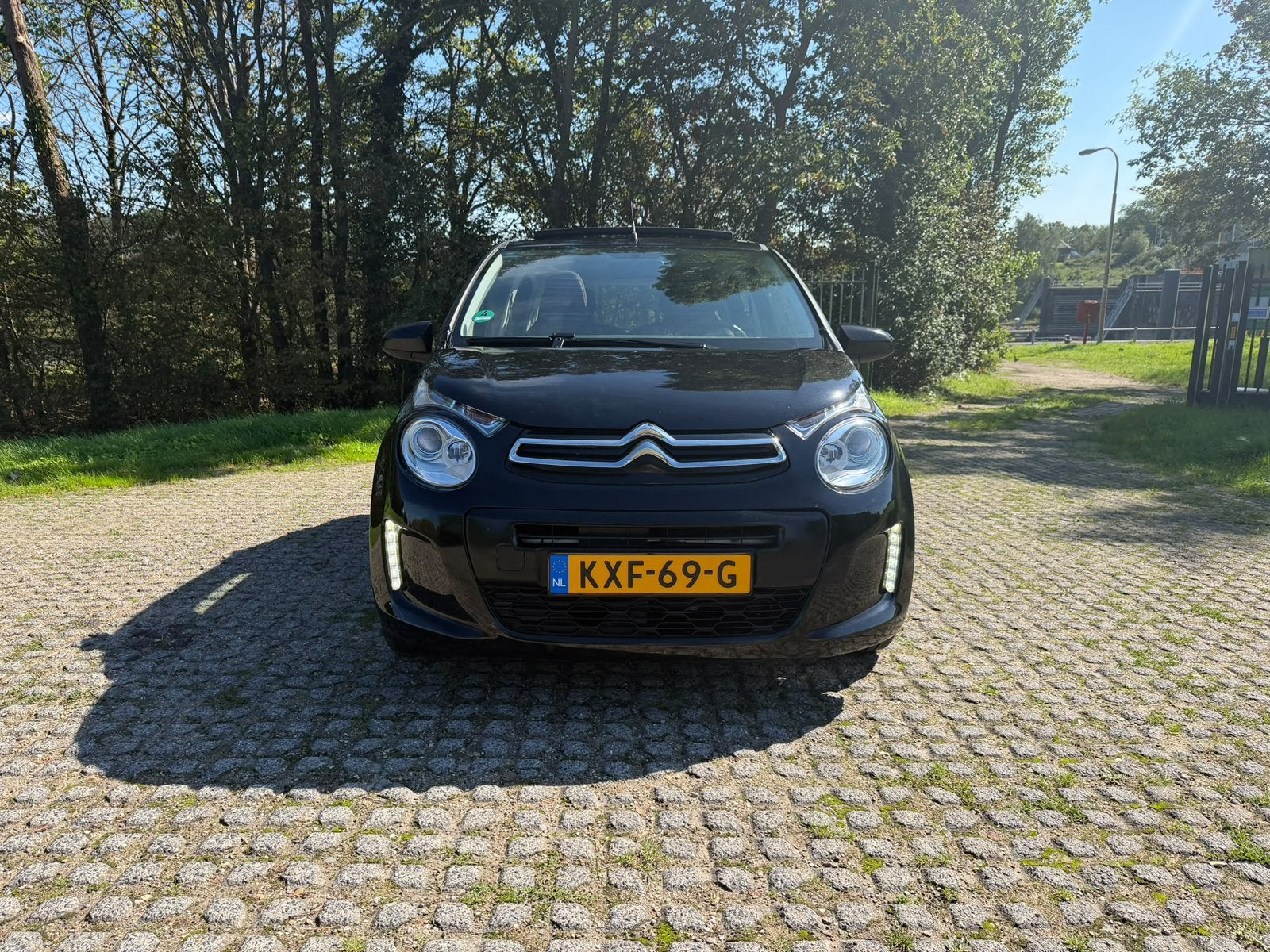 Citroen C1 1.2   cabriolet APK TOT 14 september 2027, Auto's, 86 pk, Cabriolet, C1, Zwart