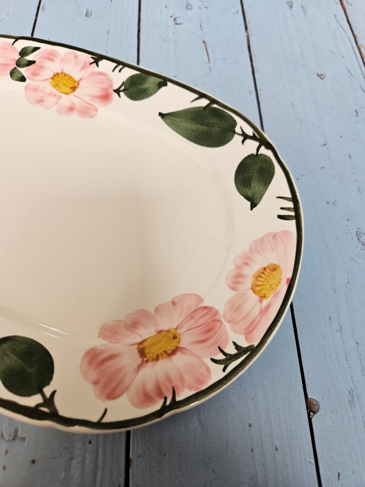 Villeroy & Boch Wild Rose Mettlach schaal, Antiek en Kunst, Ophalen of Verzenden