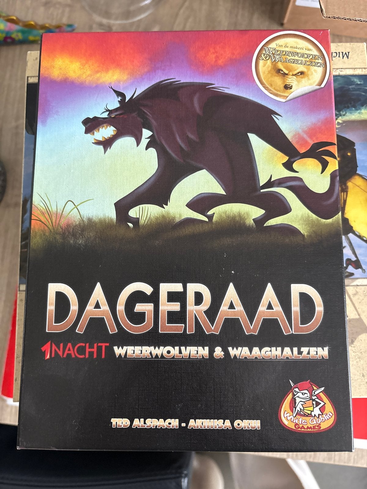 Dageraad: 1 Nacht Weerwolven & Waaghalzen - Bordspel, Drie of vier spelers, Ophalen of Verzenden, Zo goed als nieuw