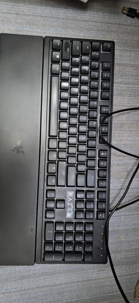 Razer Ornata V3 X Gaming Toetsenbord met doos, Gaming toetsenbord, Ophalen of Verzenden, Zo goed als nieuw, Razer