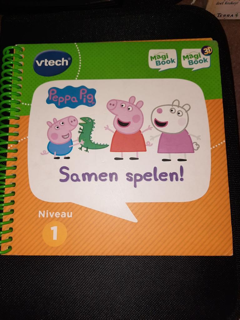 Vtech MagiBook boekje PEPPA PIG - samen spelen, Ophalen of Verzenden, Gebruikt