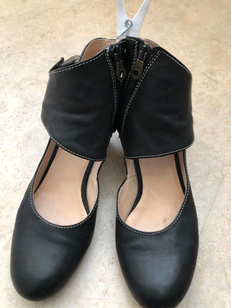 Zwarte pumps Dick Boons maat 41/42, Kleding | Dames, Schoenen, Pumps, Zwart, Ophalen of Verzenden, Zo goed als nieuw
