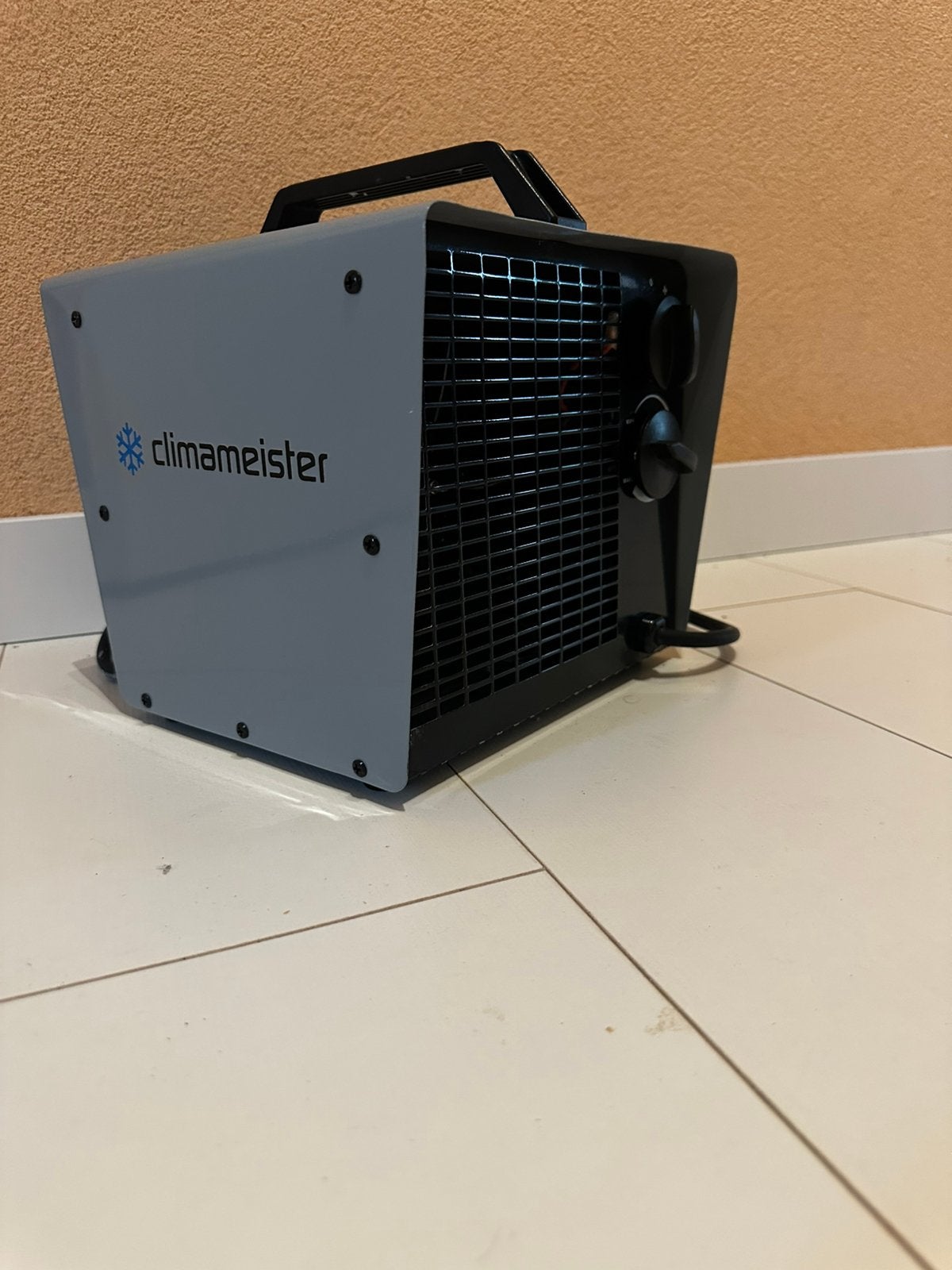 Bouwkachel 3kW - 230V | Verhuurbuur Alkmaar, Doe-het-zelf en Verbouw, Verwarming en Radiatoren, Ophalen, 30 tot 80 cm, Kachel