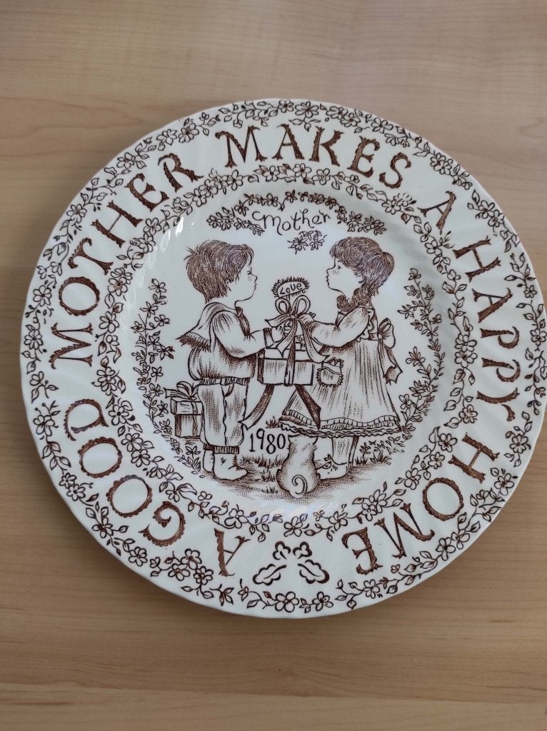 Bordje 'A good mother makes a happy home' 1980, Wandbord, Ophalen of Verzenden, Zo goed als nieuw