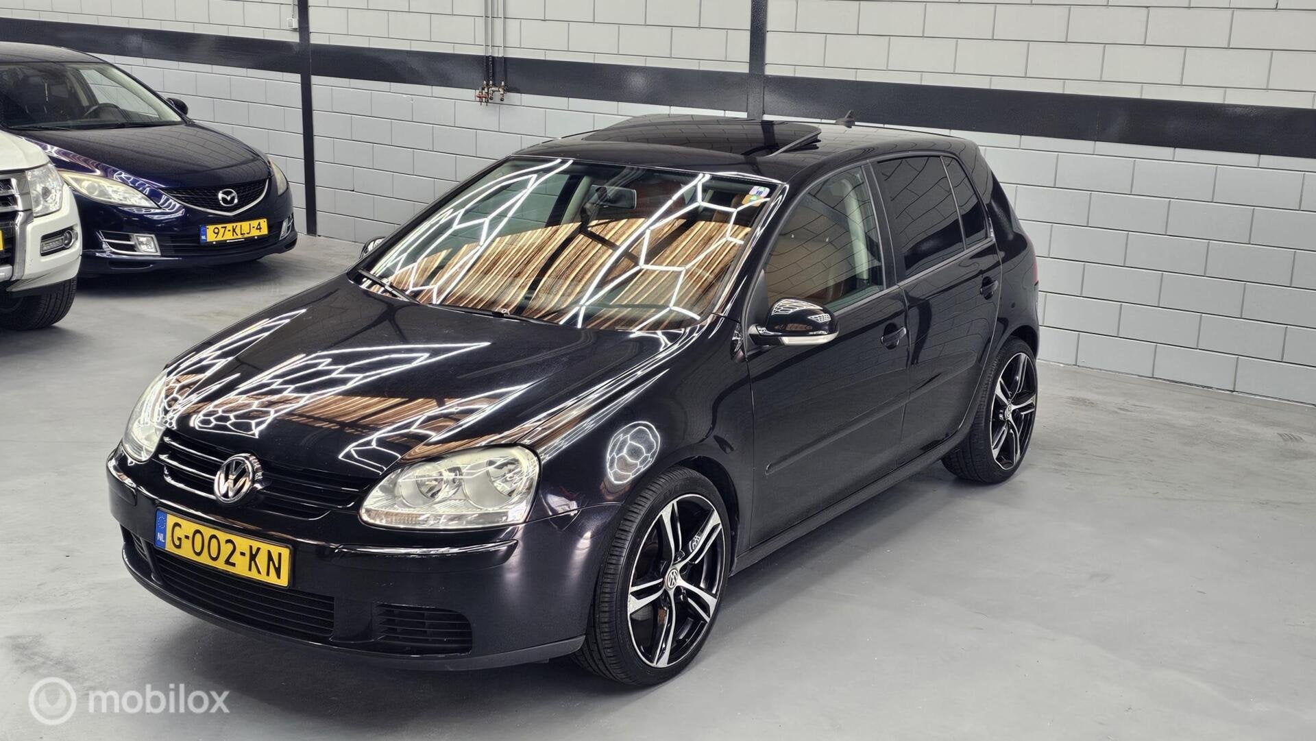 Volkswagen Golf 1.9 TDI Comfortline Bj 2008 Airco leer, Voorwielaandrijving, Gebruikt, 1226 kg, Zwart