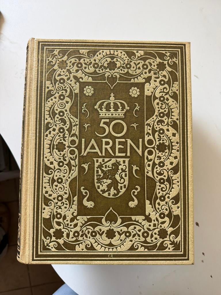 50 Jaren Koningin Wilhelmina Gedenkboek 1898-1948, Boeken, Ophalen of Verzenden, Gelezen, Politiek