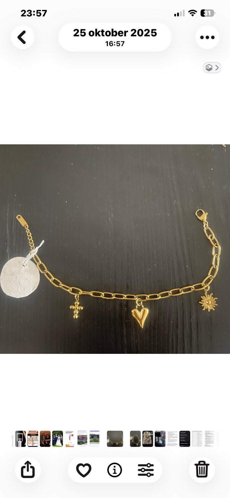 goudkleurige armband met bedels, Ophalen, Overige materialen, Nieuw, Met bedels of kralen