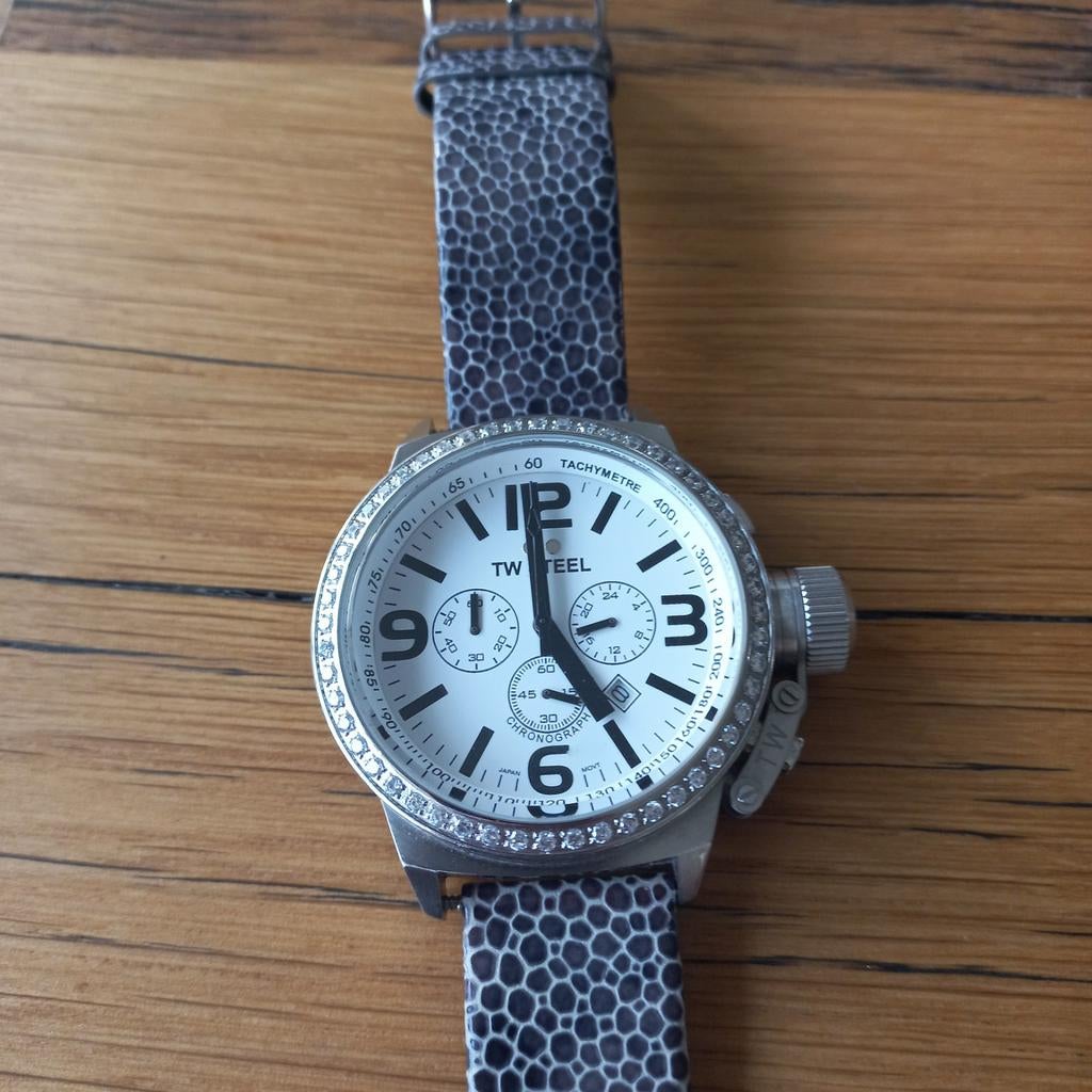 Stoer TW Steel horloge met chronograaf en leren band, Overige merken, Staal, Polshorloge, Ophalen of Verzenden