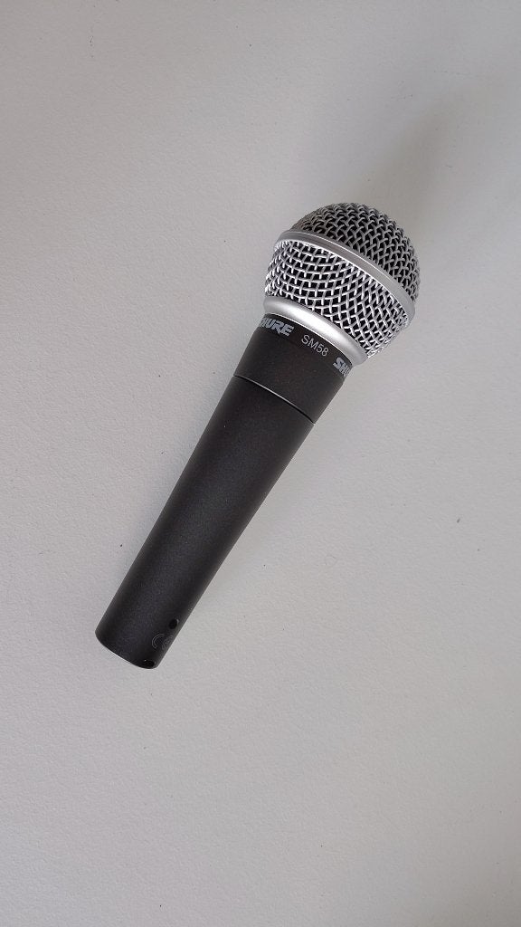 Shure SM58 dynamische microfoon, Ophalen, Zo goed als nieuw, Zangmicrofoon