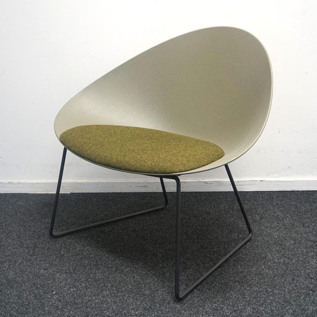 Arper Adell Lounge Chair Design Fauteuils | Groen | Stoelen, Stof, Gebruikt, -, Minder dan 75 cm