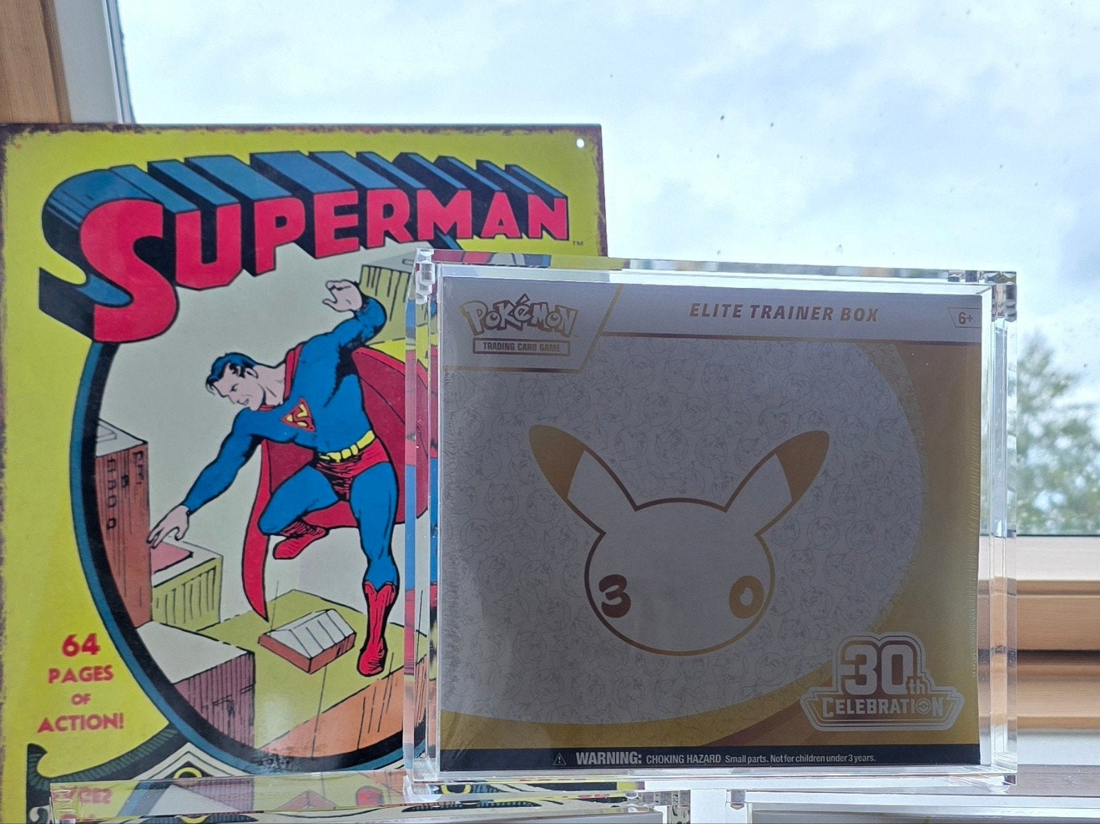 Pokémon TCG: 30th Celebration Elite Trainer Box, Ophalen of Verzenden, Nieuw, Boosterbox