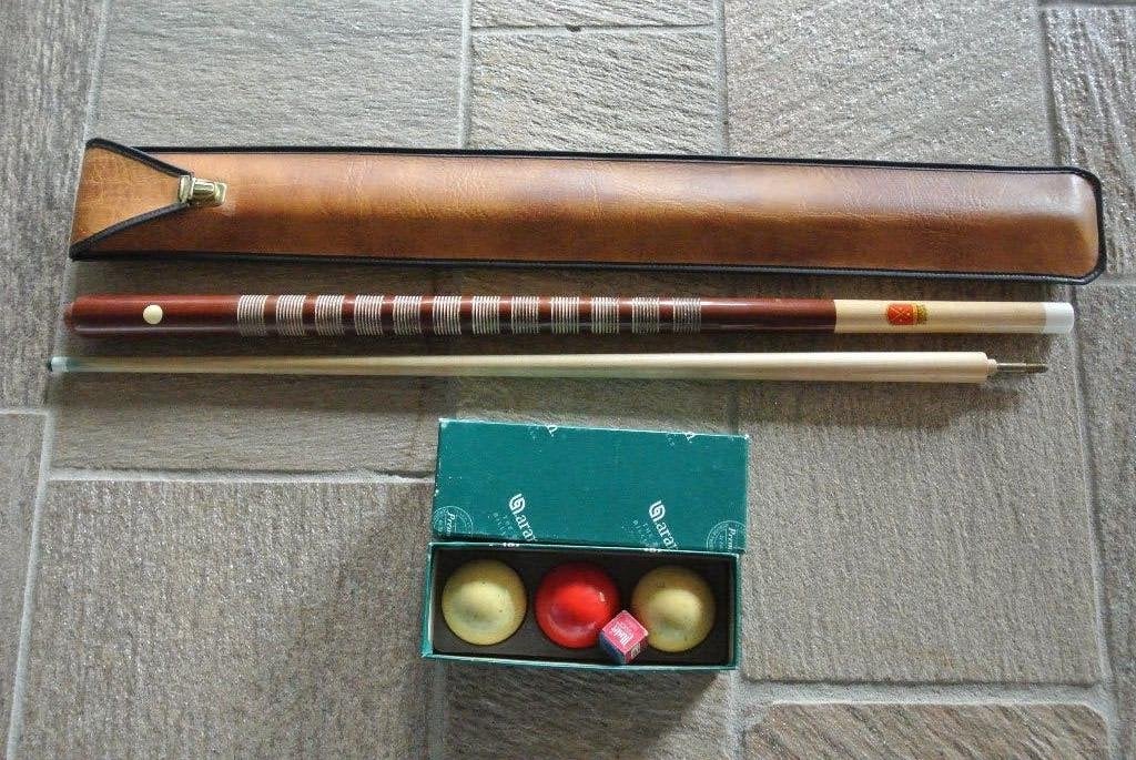 Biljart keu La France / Aramith biljartballen, Sport en Fitness, Ophalen of Verzenden, Gebruikt, Keu of Ballen