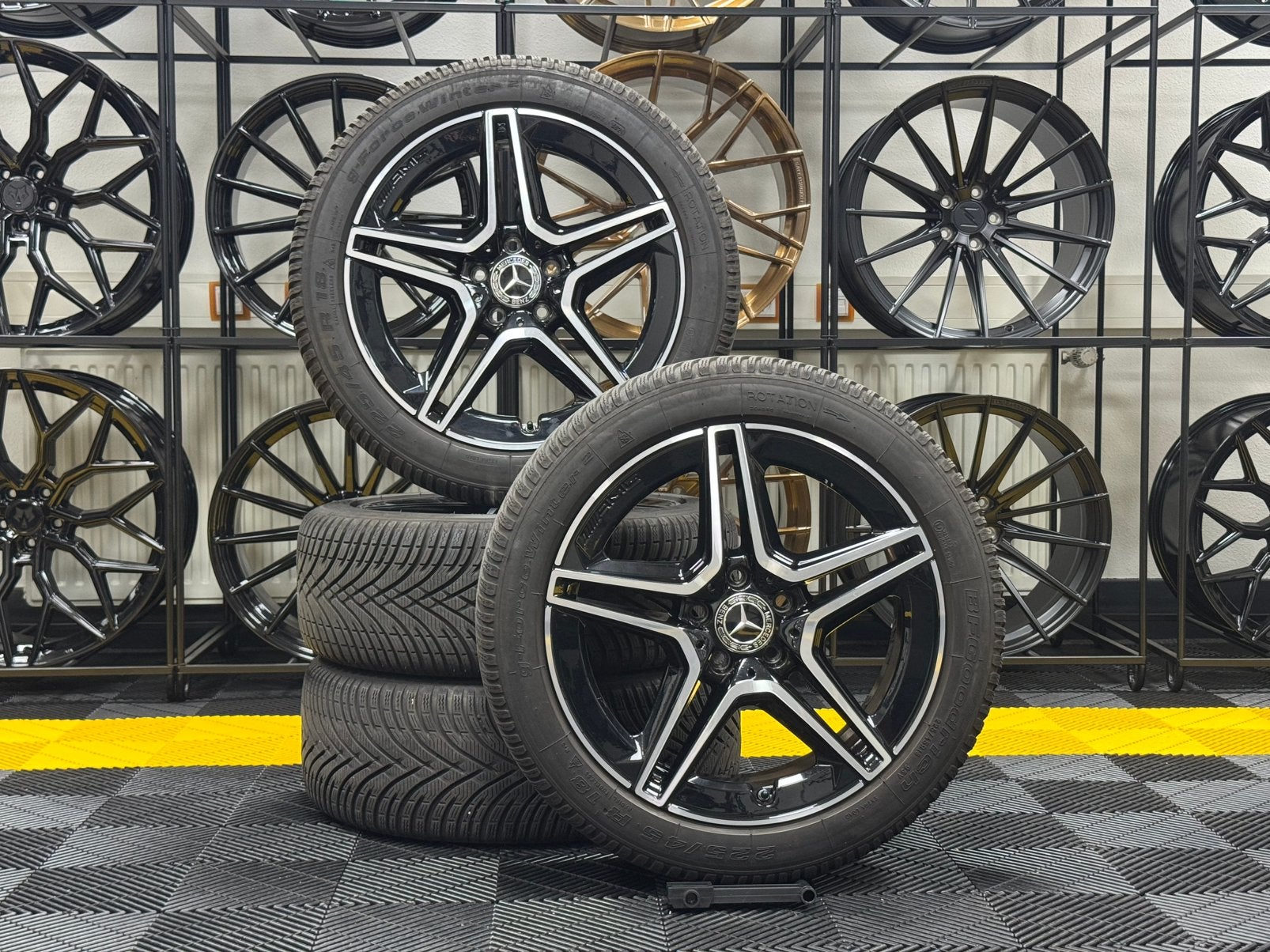 18 Inch 5x112 Gebruikte Originele Mercedes A/B/CLA Klasse, Ophalen, 18 inch, Banden en Velgen, Winterbanden
