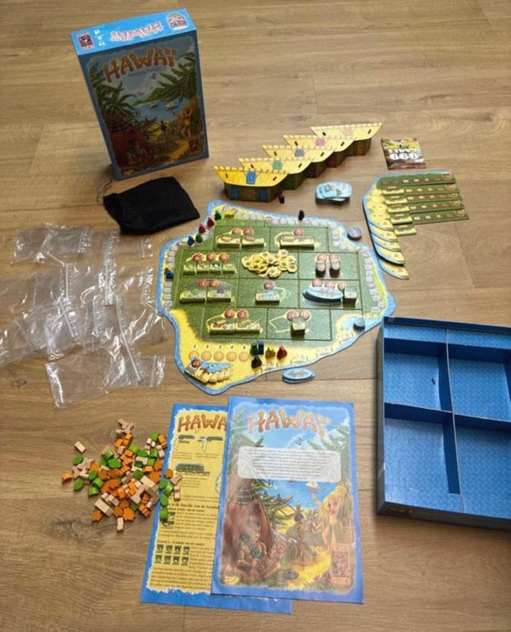 Diverse bordspellen zoals, rummikub, catan, hawaii take 5, Ophalen of Verzenden, Zo goed als nieuw