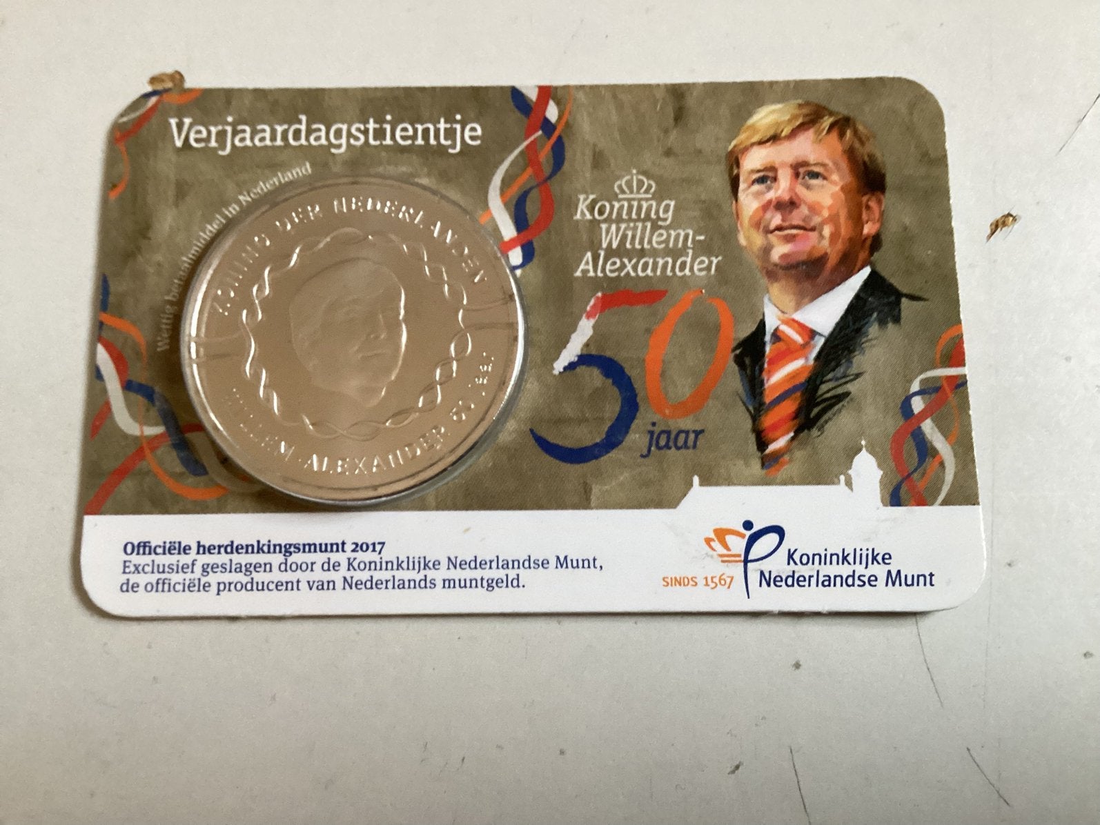 W.A 50 jaar, Verzenden, Koningin Beatrix, Euro's