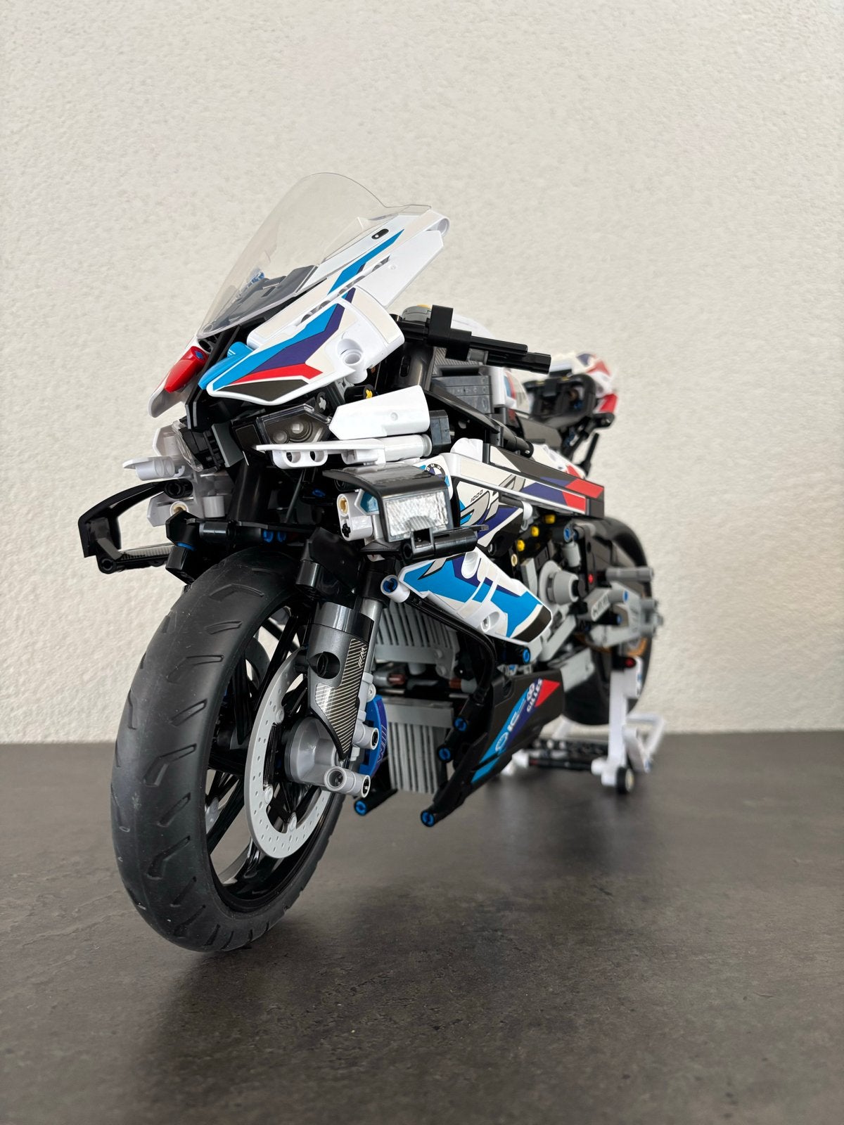 BMW M 1000 RR (42130), Ophalen of Verzenden, Overige merken
