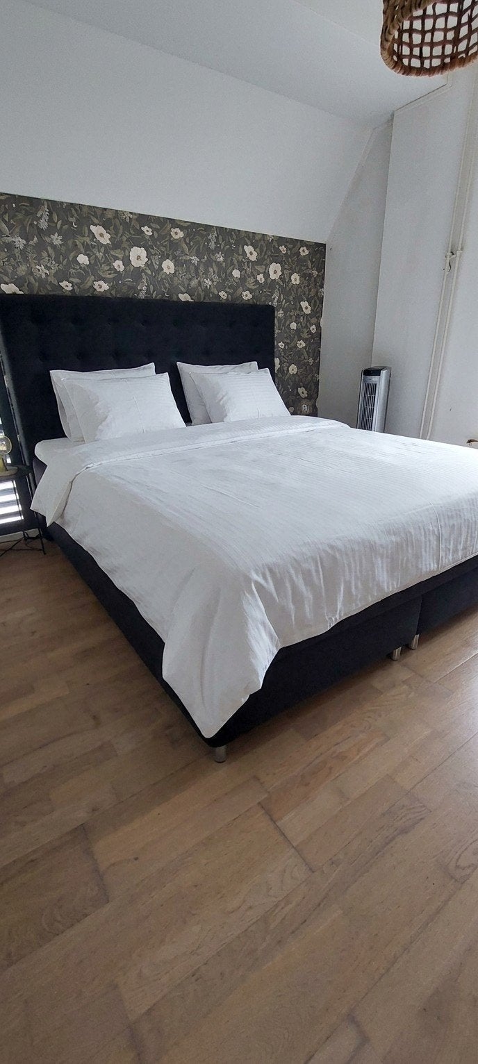Boxspring met topper 180x200, Ophalen, Tweepersoons, Zo goed als nieuw, 180 cm