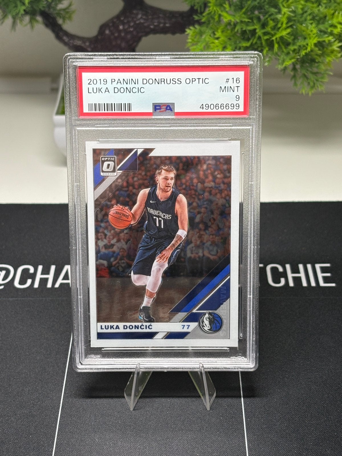 Panini optic NBA Luka Doncic basketball card PSA 9, Ophalen of Verzenden, Zo goed als nieuw, Plaatje