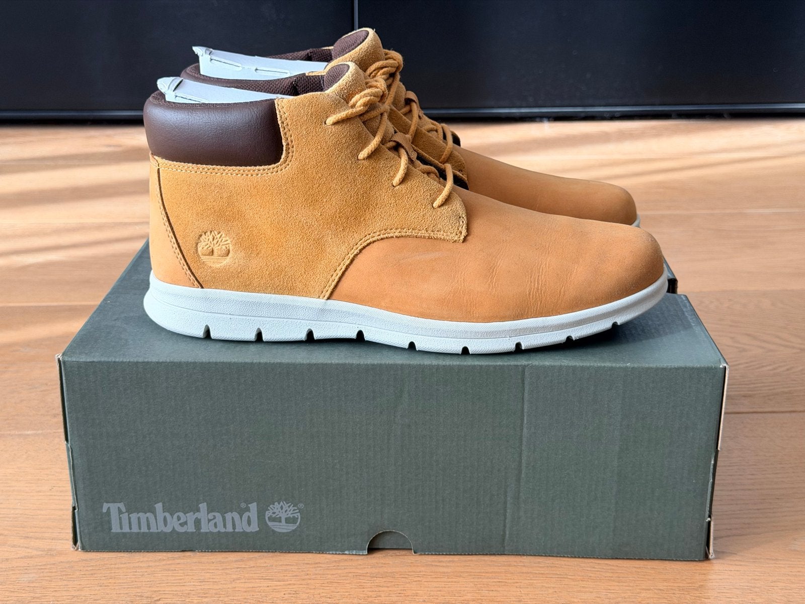Timberland Graydon Chukka Wheat Nubuck - Maat 44, Ophalen of Verzenden, Nieuw, Bruin, Boots