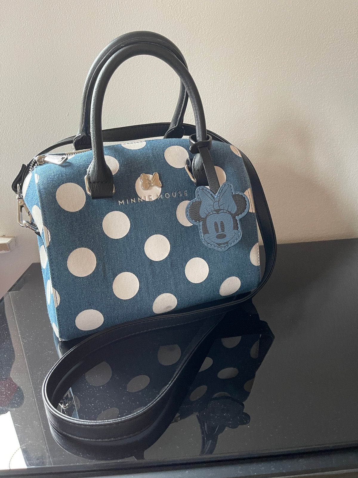 Loungefly Minnie Mouse handtas, Ophalen of Verzenden, Zo goed als nieuw, Blauw, Handtas