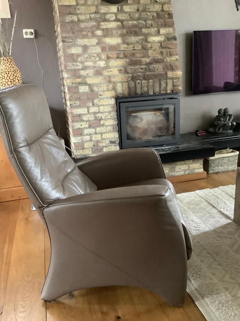 Fauteuil lig en relax stoel. Gratis ophalen, Ophalen of Verzenden, Zo goed als nieuw, 50 tot 75 cm