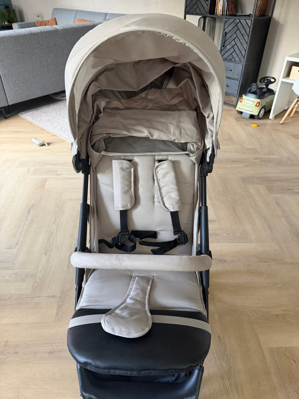 Puck Flo Buggy - Clay (beige/zwart), Ophalen, Gebruikt, Overige merken, Zonnekap