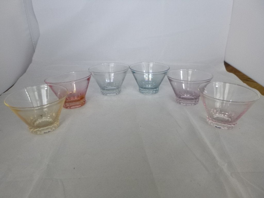 6 gekleurde retro glaasjes, Ophalen of Verzenden, Overige typen