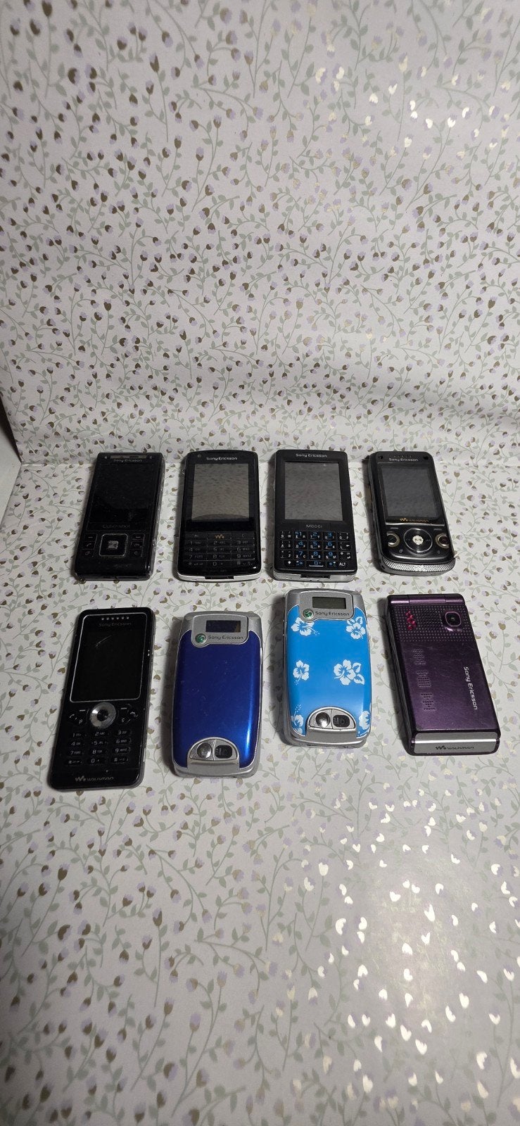 8 Sony Ericsson telefoons - defect / voor onderdelen, Overige modellen, Overige kleuren, Overige systemen, Fysiek toetsenbord