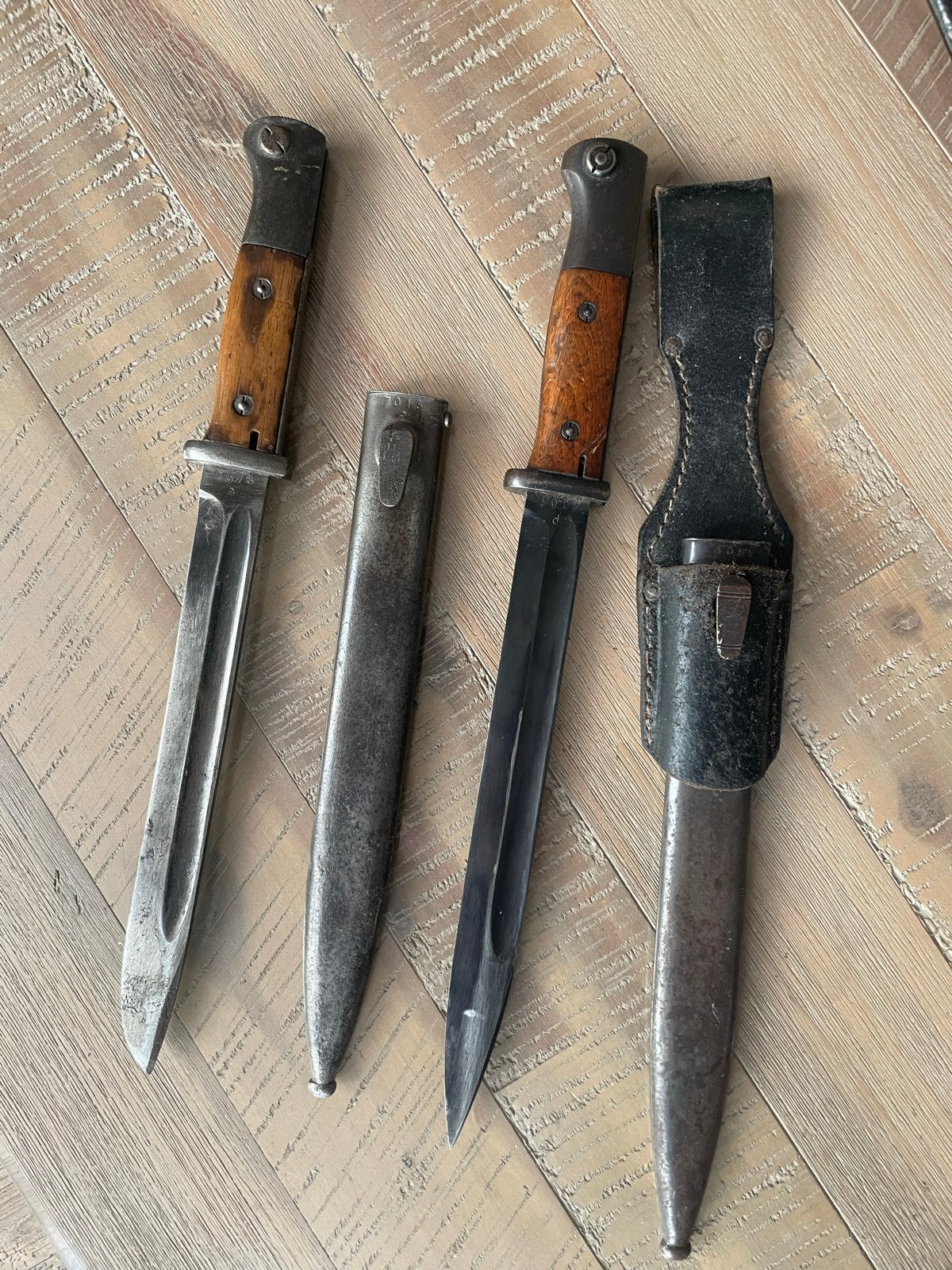 Duitse WOII Bajonetten met Schede en Koppel, Verzamelen, Militaria | Algemeen, Ophalen, Landmacht, Duitsland, Mes of Dolk