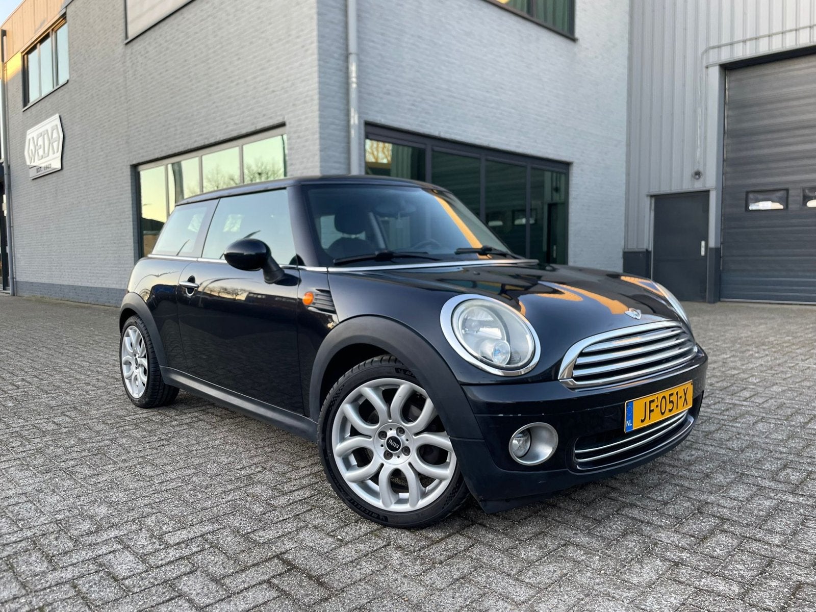 Mini 1.6 Cooper 2007 Zwart, Auto's, Mini, Voorwielaandrijving, 750 kg, 4 cilinders, 4 stoelen