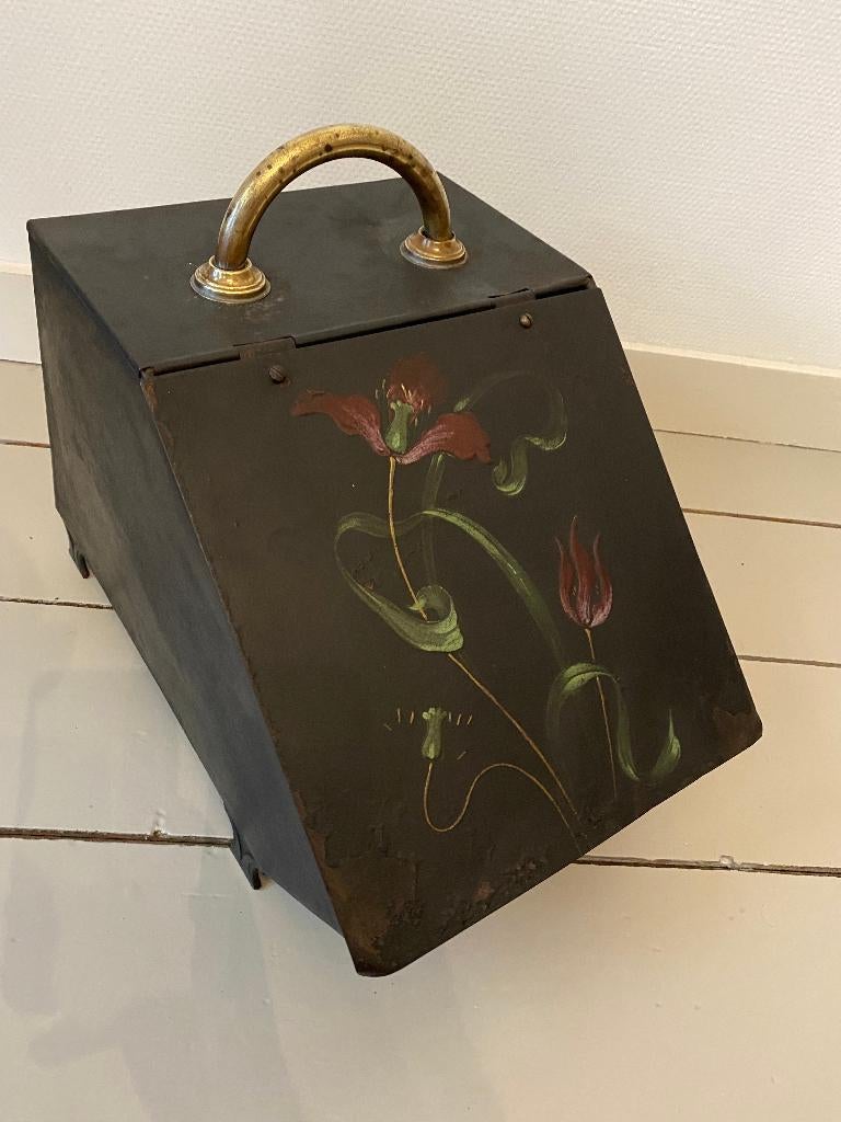Brocante, antieke turfbak/kolenbak/kolenkit zwart gebloemd, Ophalen of Verzenden